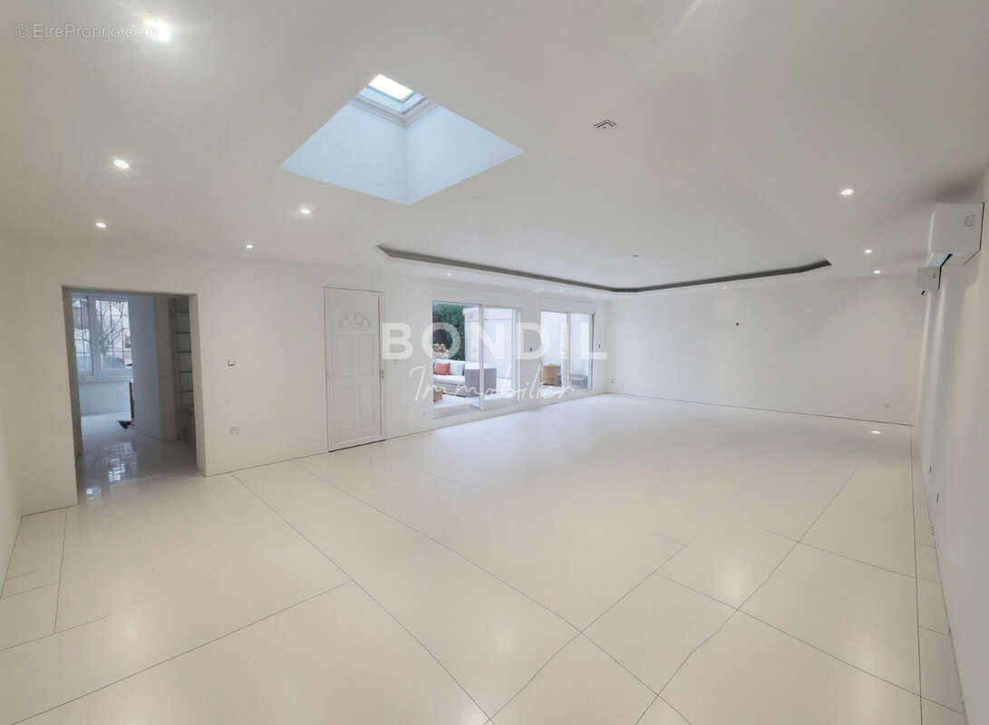 Appartement à PERTUIS