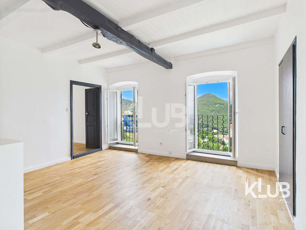 Appartement à SAINT-FLORENT