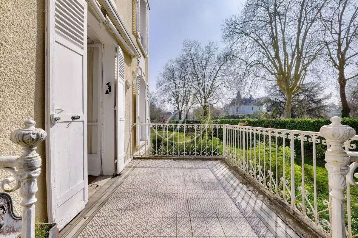 Maison à LE VESINET