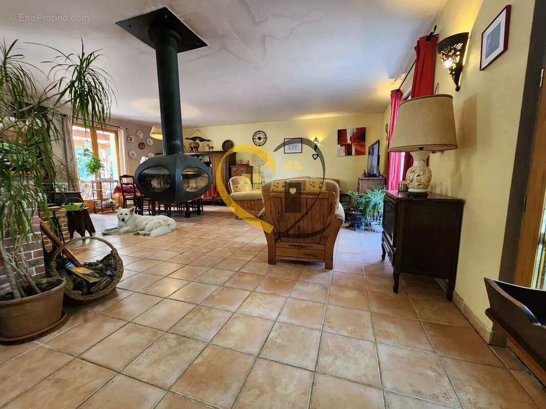 Maison de 100 m2 et son chalet de 50 m2 - photo 6
