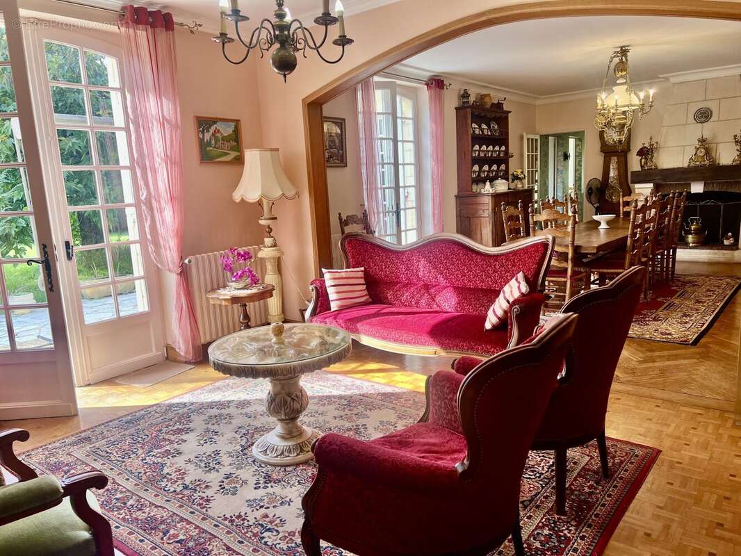 Maison à BEAUMONT-DU-PERIGORD