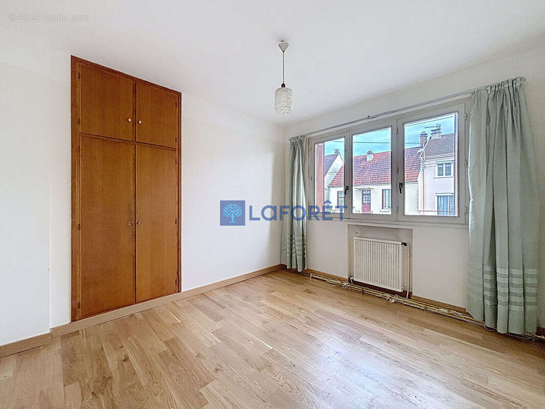 Maison à SAVIGNY-SUR-ORGE