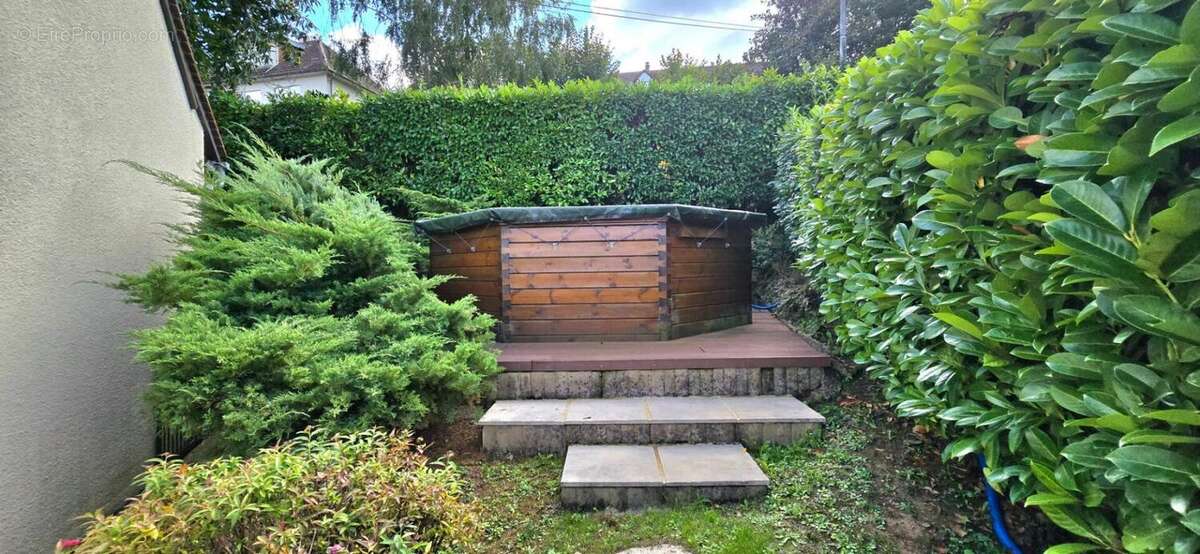 Maison à COULOUNIEIX-CHAMIERS