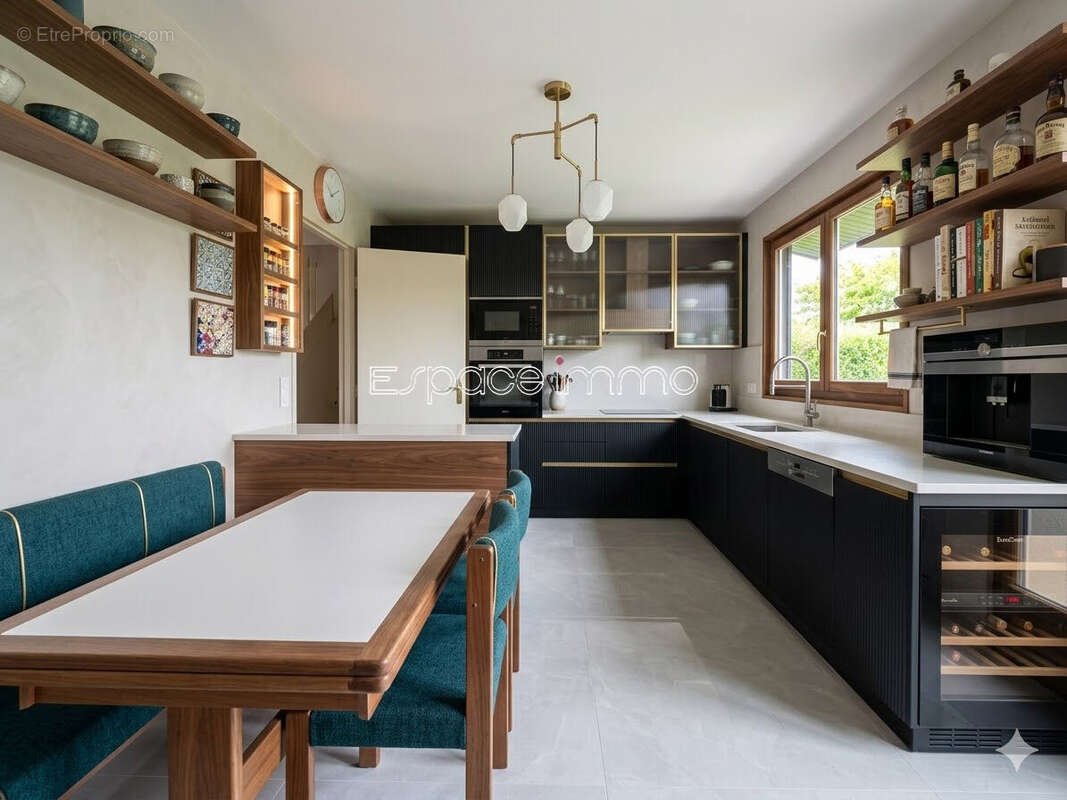 Maison à MONT-SAINT-AIGNAN