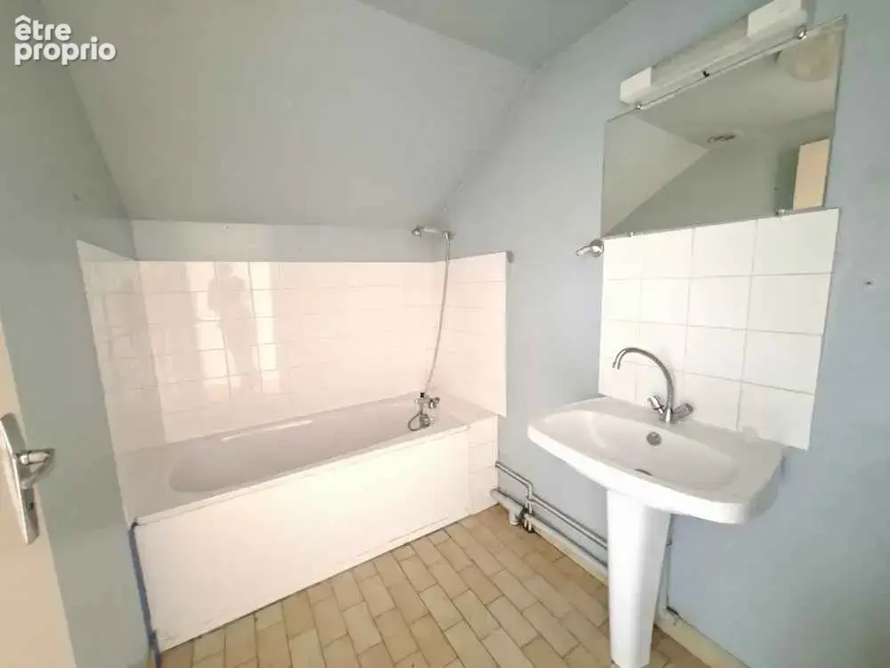 Photo Maison à Montceau-Les-Mines au prix de 55 000€