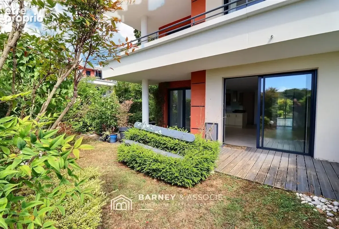 Appartement 82 m² à Mont-Saint-Aignan  - photo 6