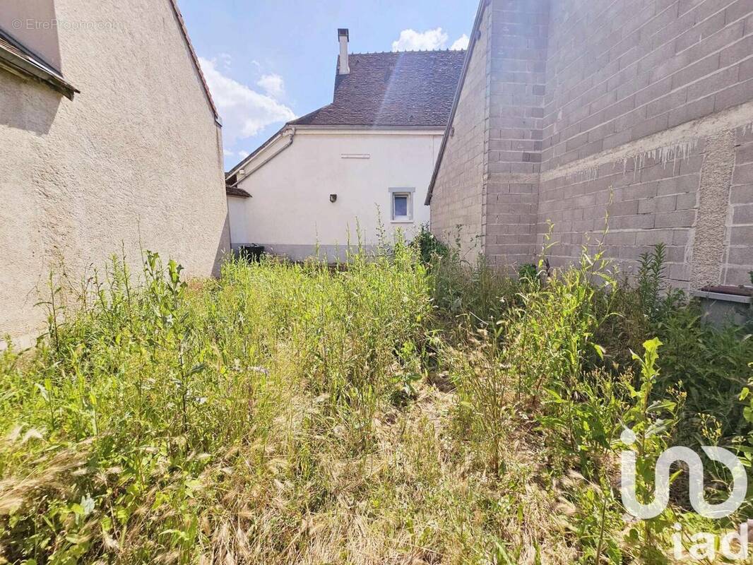 Photo 1 - Terrain à CEZY