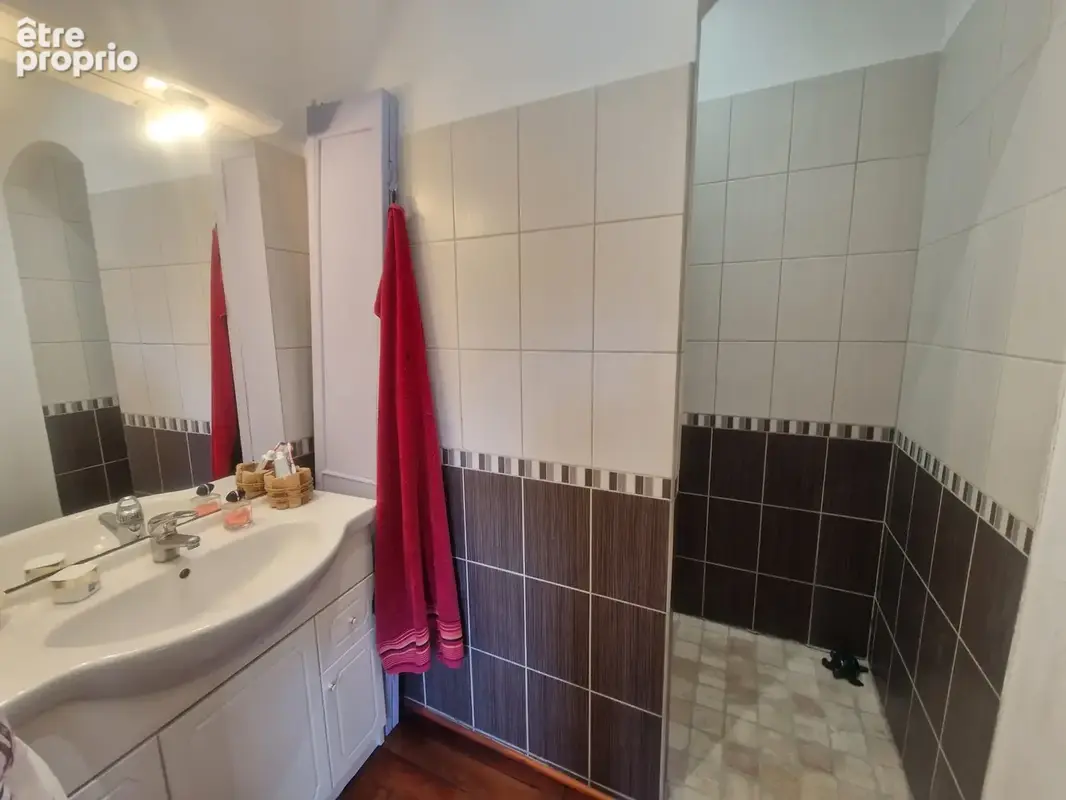 Maison de village en très bon état - photo 6
