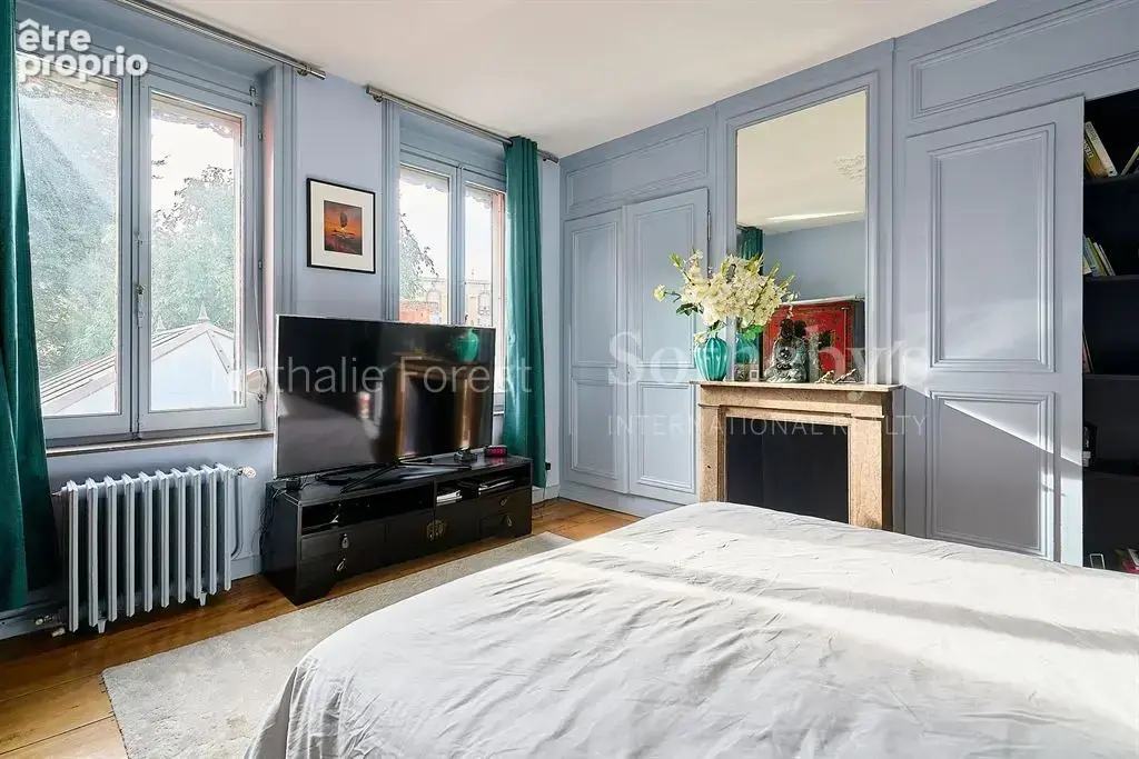 Lille , Place Sébastopol , Wazemmes  , belle maison bourgeoise  erigée en semi-plain pied cadastrée sur 1000 M 2 de terrain . 6  - photo 19