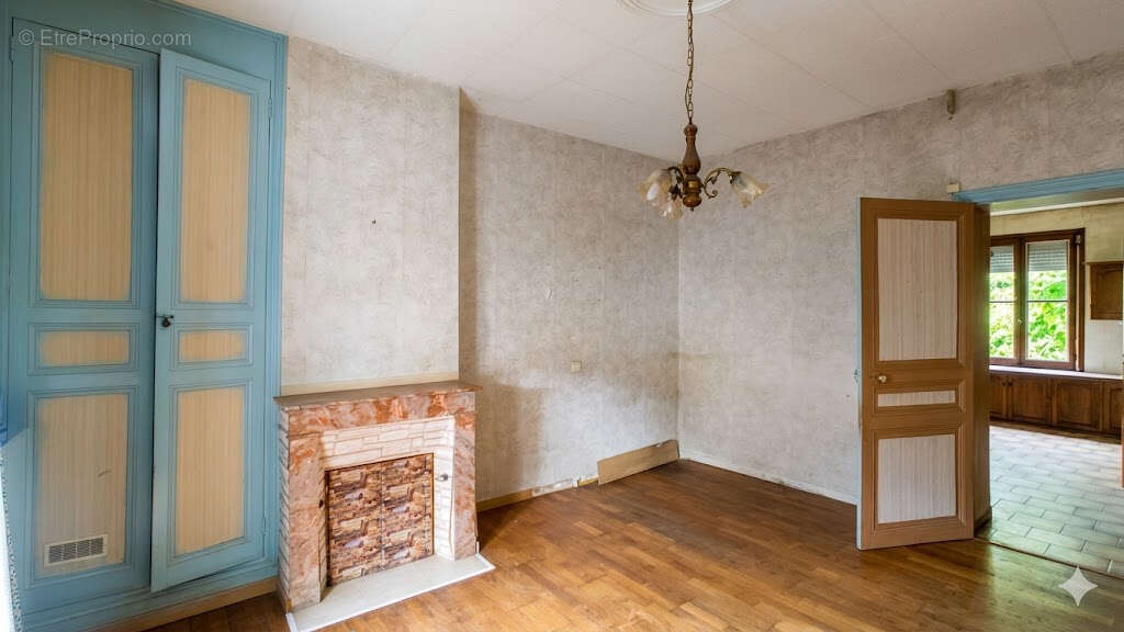 Maison à CHATELLERAULT