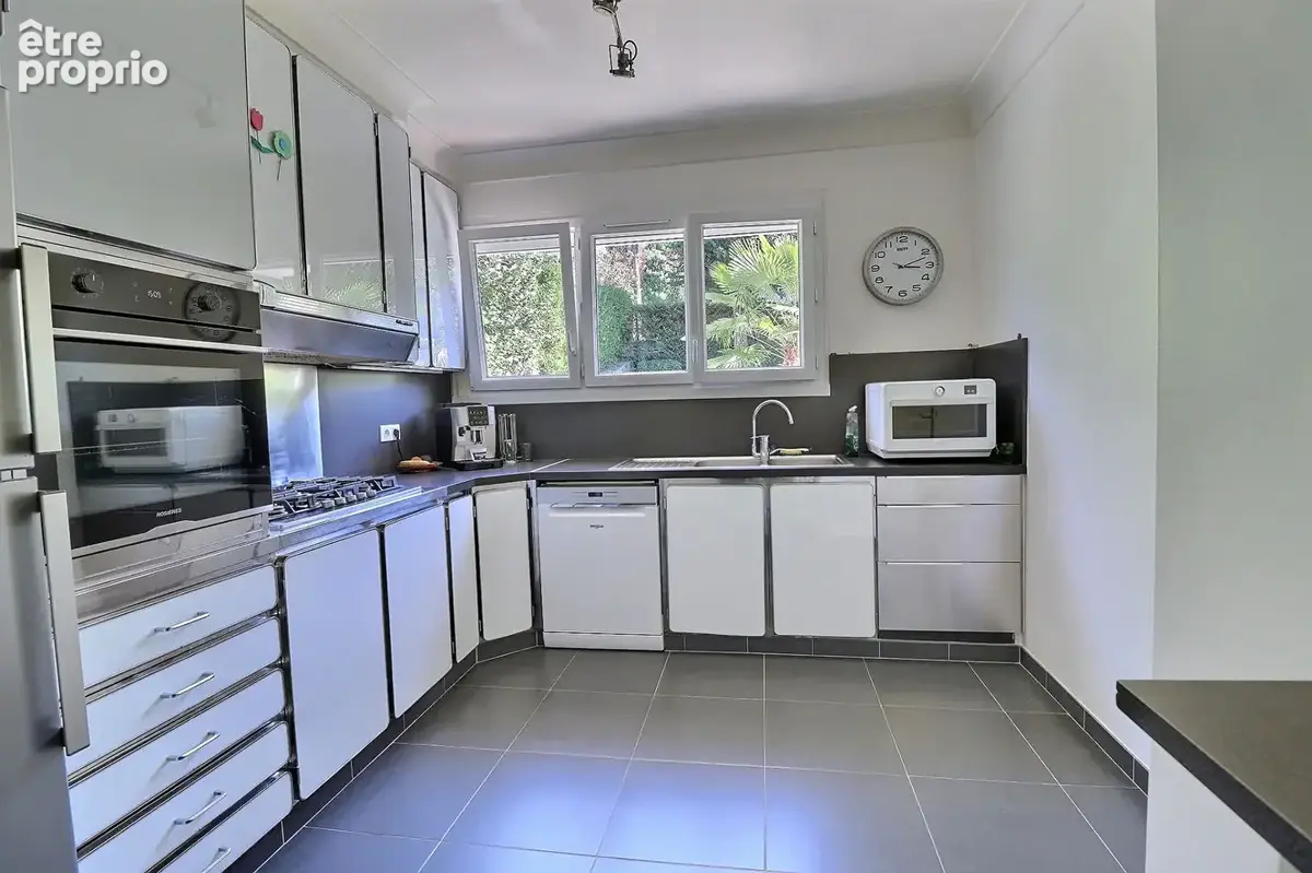 Domaine de Grandchamp - Maison 5 chambres - Terrain 671m² - photo 7
