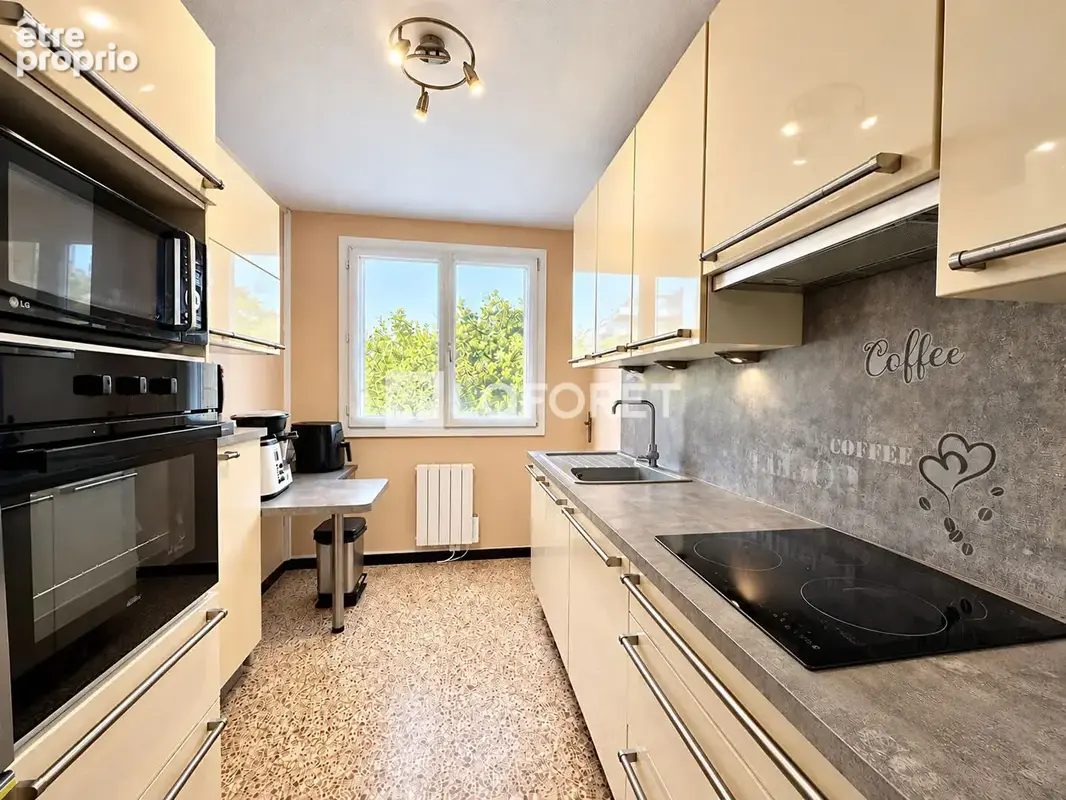Appartement T4 de 69m2, Valmante 9eme - photo 6