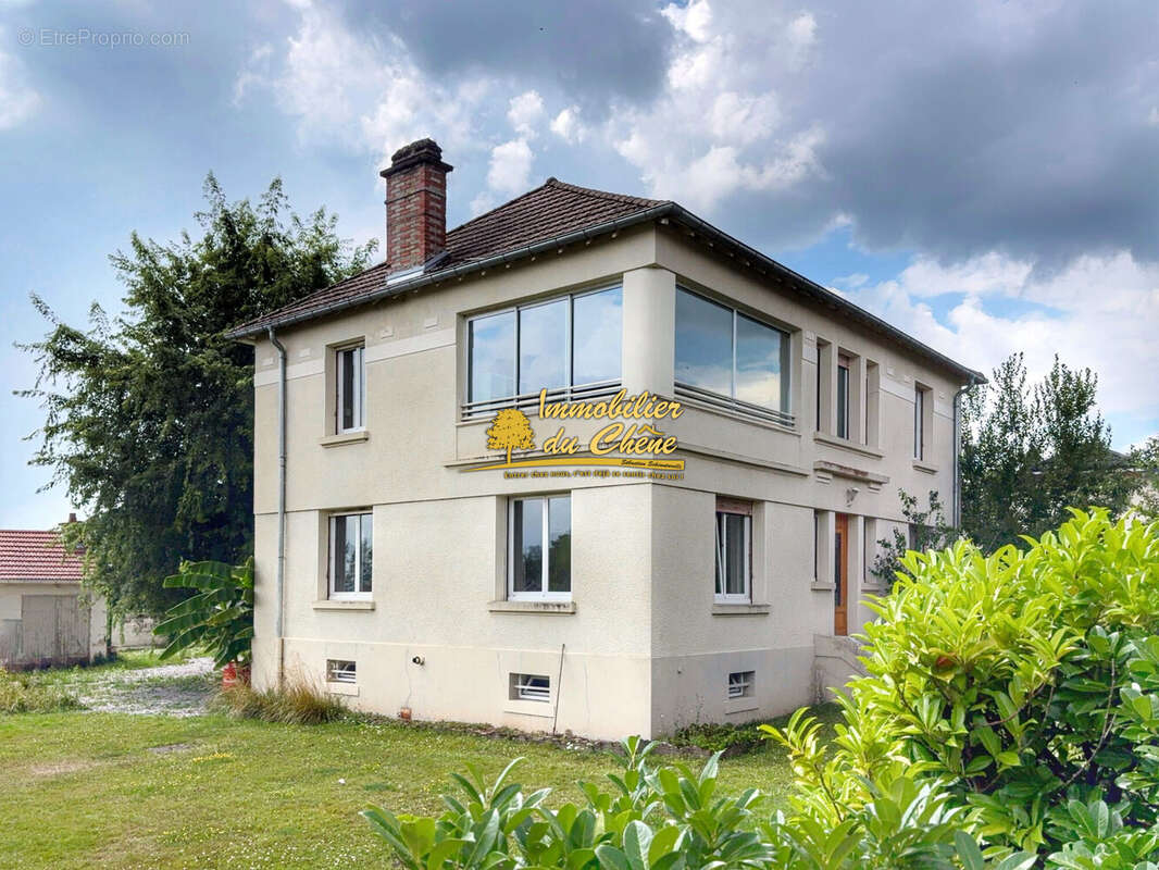 Maison à LUXEUIL-LES-BAINS