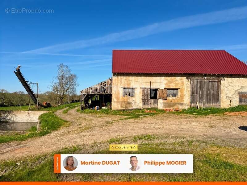 Maison à TREZELLES