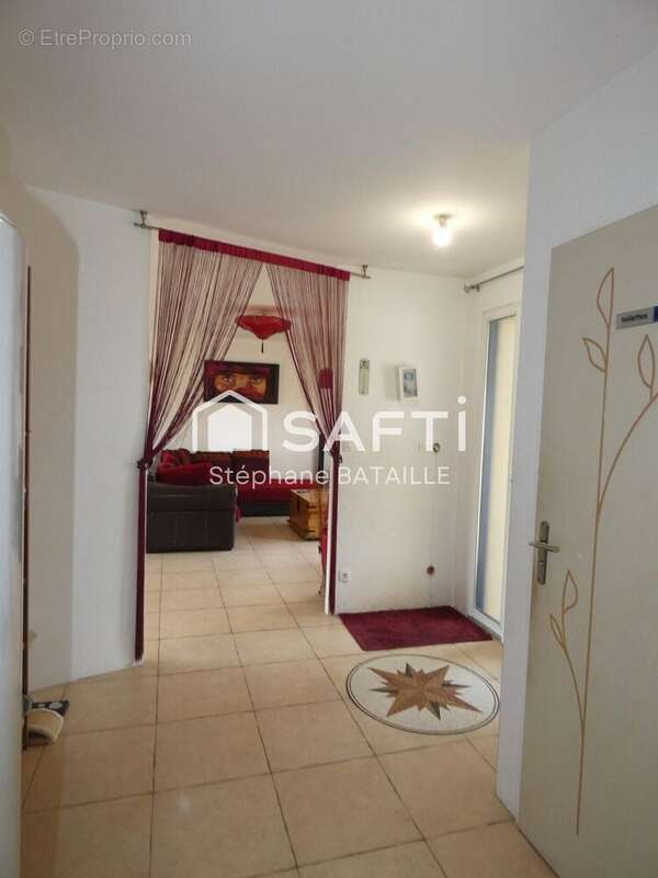 Photo 2 - Maison à ANGLIERS