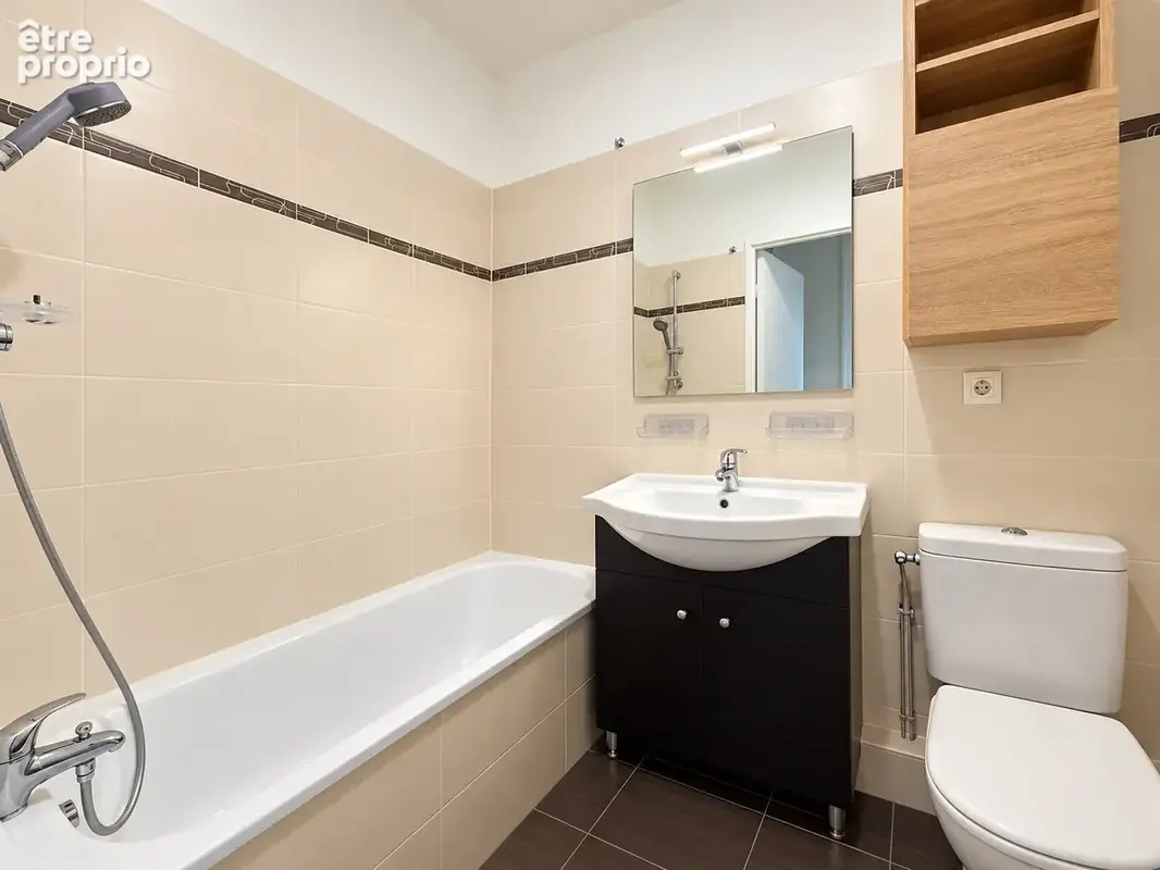 NOUVEAU EN EXCLUSIVITÉ ! Haut Boucau, T2 avec terrasse plein Sud, vue dominante, cave et garage - photo 3