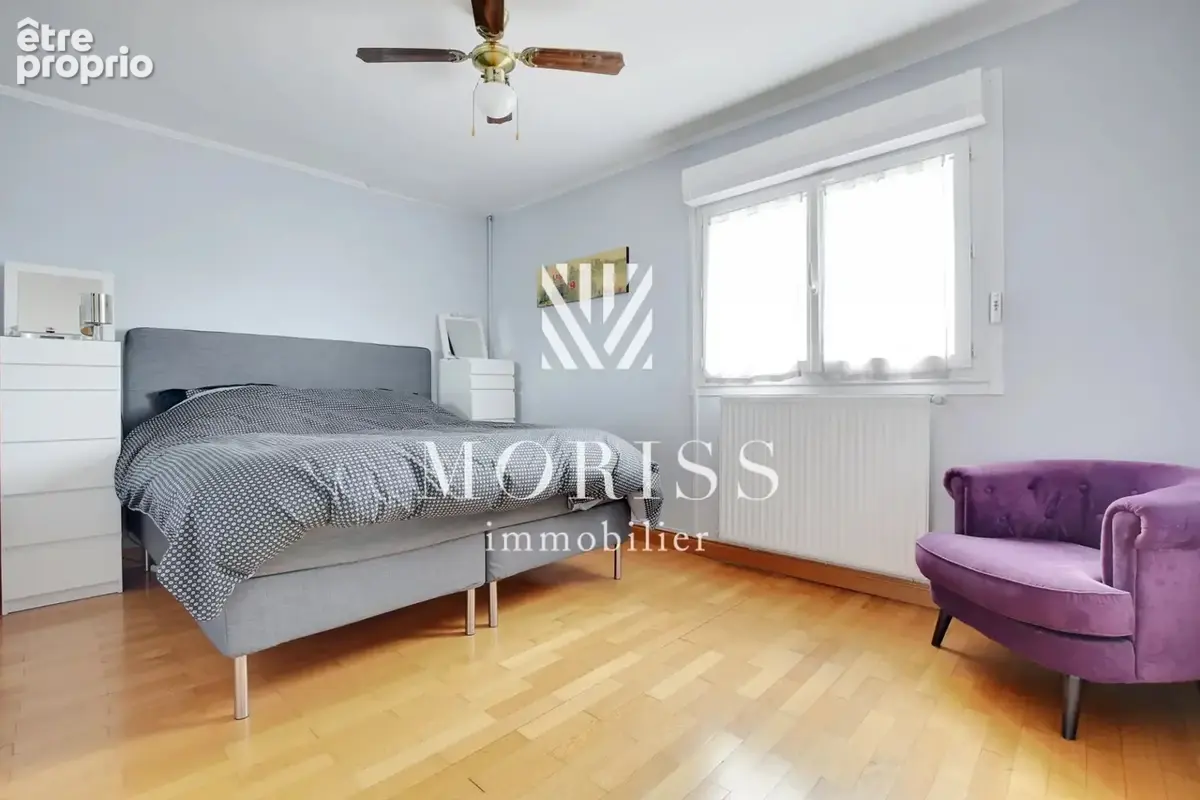 Romainville Maison en R+1 + Combles aménagés avec jardin et terrasse - photo 11