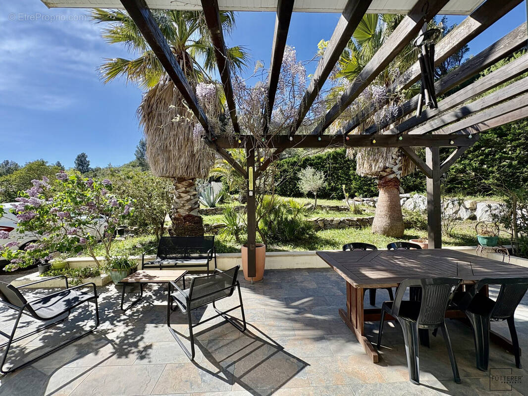 Maison à CASCASTEL-DES-CORBIERES