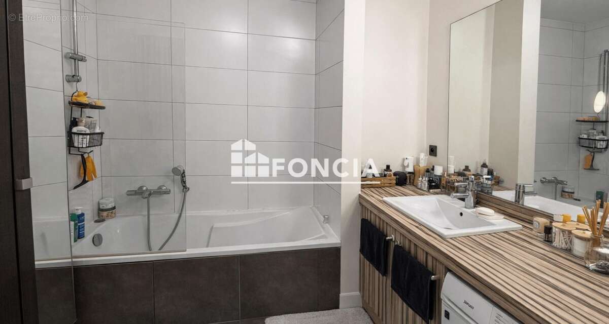 Appartement à RUEIL-MALMAISON