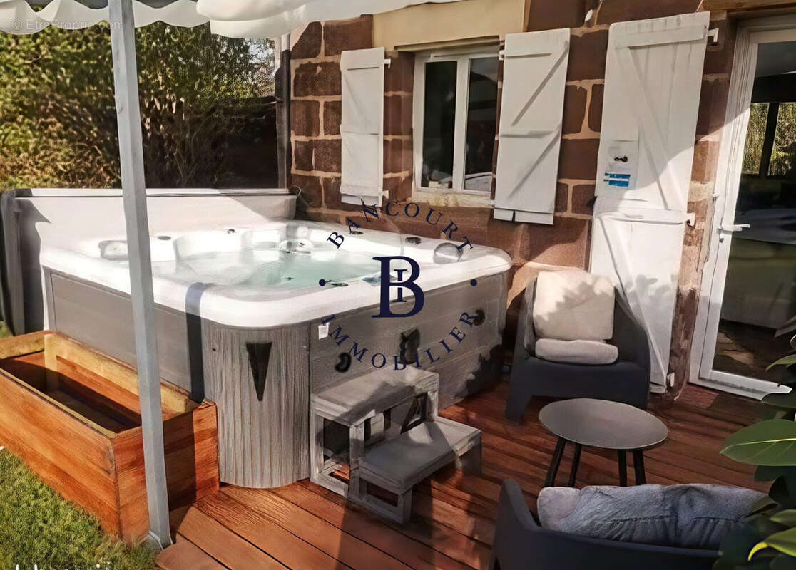 Maison à SAINTE-FEREOLE