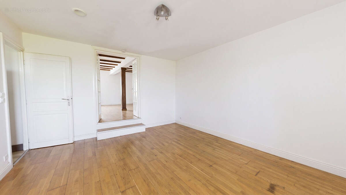 Maison T5 138 m² vue panoramique, suite parentale et jardin à 2 min du centre - photo 6