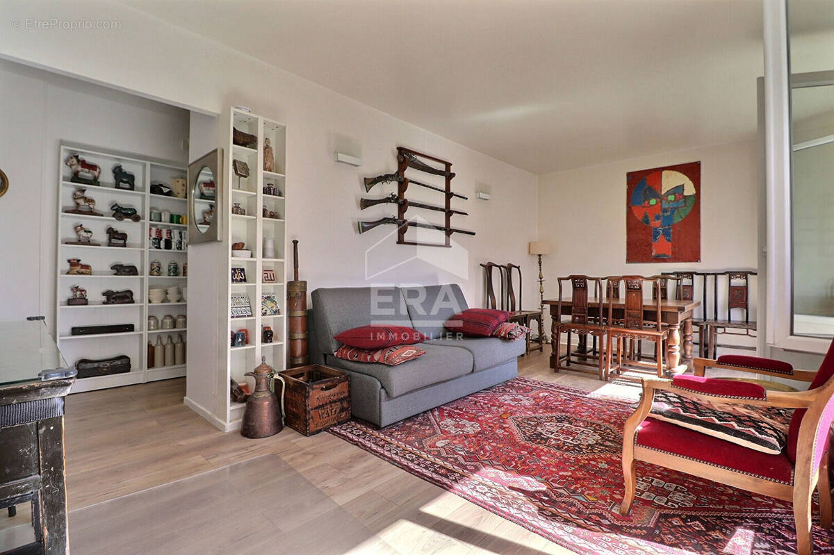 Appartement à AUBERVILLIERS