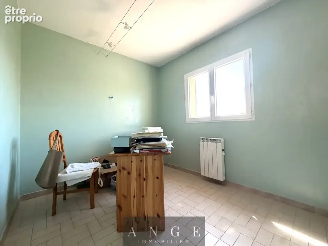 Villa La Crau T5 et jardin centre ville - photo 10