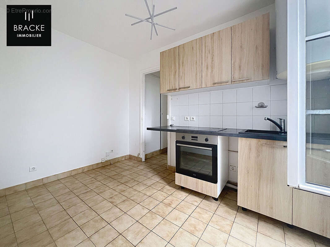 Appartement à LA GARENNE-COLOMBES