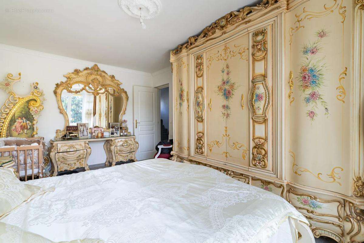 Maison de 7 pièces de 120 m² à Saint-Brice-sous-Forêt - photo 6