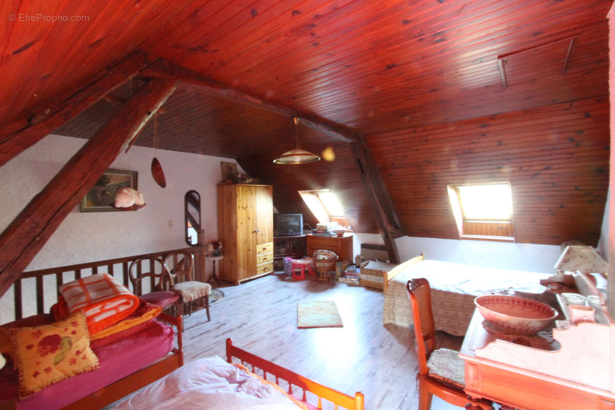 Maison à DOMPIERRE-SUR-NIEVRE