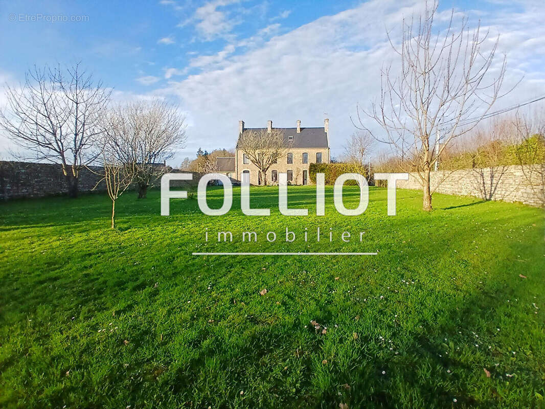 Maison à ANGOVILLE-SUR-AY