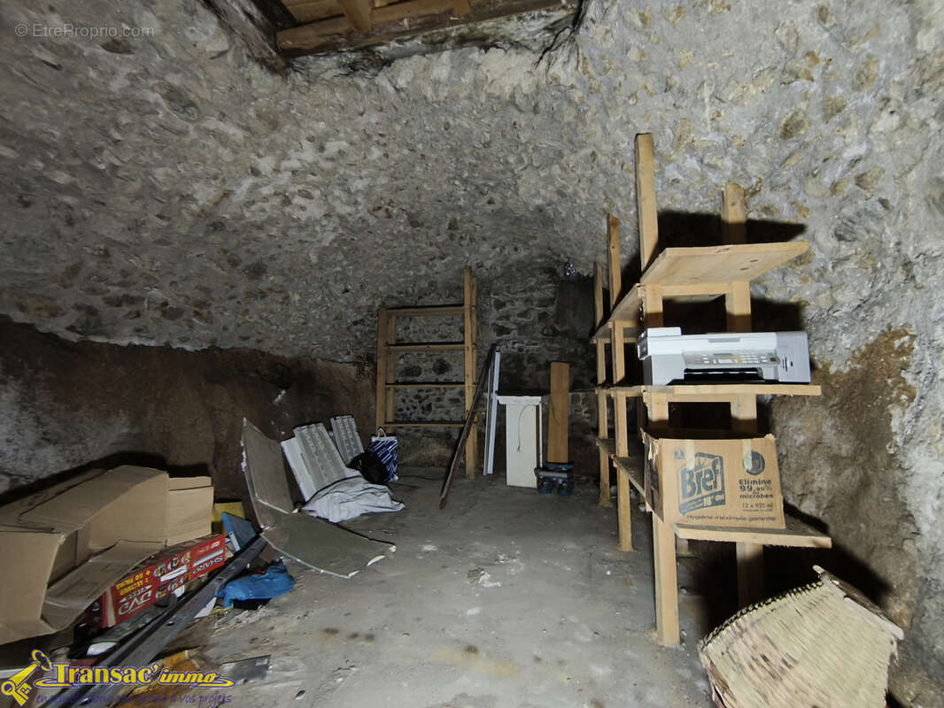 Appartement à THIERS