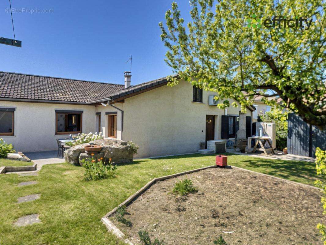 Maison à COLOMBIER-SAUGNIEU