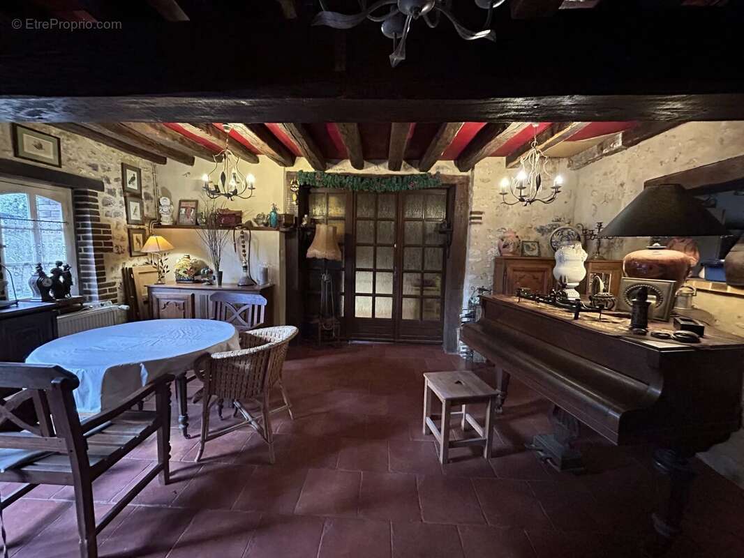 Maison à MORTAGNE-AU-PERCHE