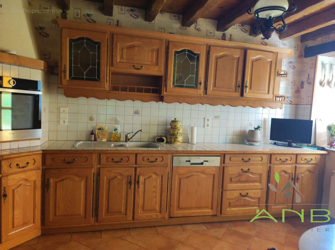 Maison 115 m² à Busserolles  - photo 4