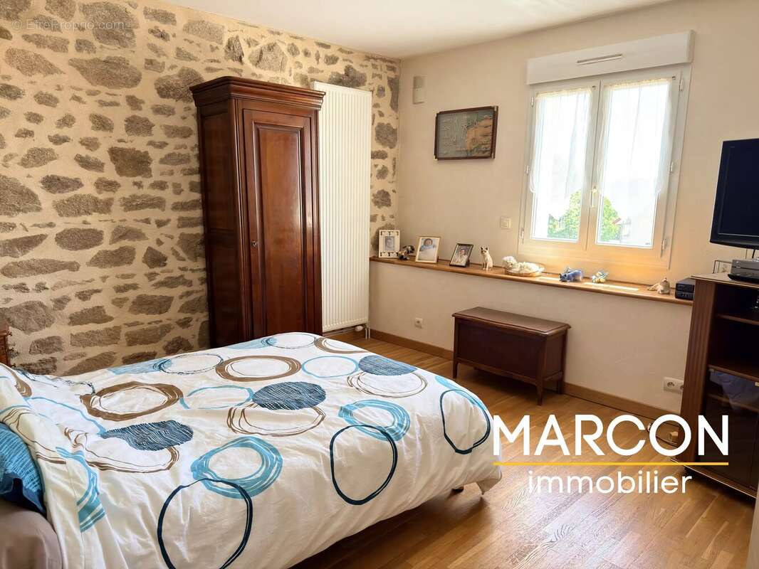 Maison 218 m² à Gueret  - photo 18
