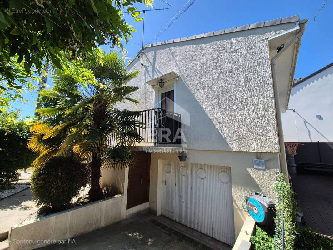 Maison à PONTAULT-COMBAULT