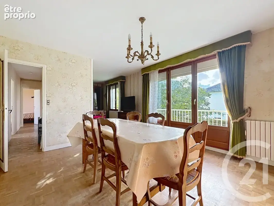 Maison 5 pièces 88 m² à vendre à Pont-Audemer (27500) - photo 5