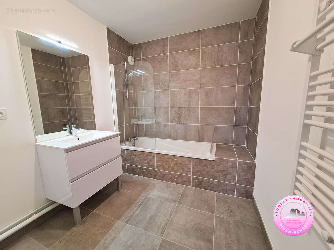 Appartement à SAINT-JACQUES-DE-LA-LANDE