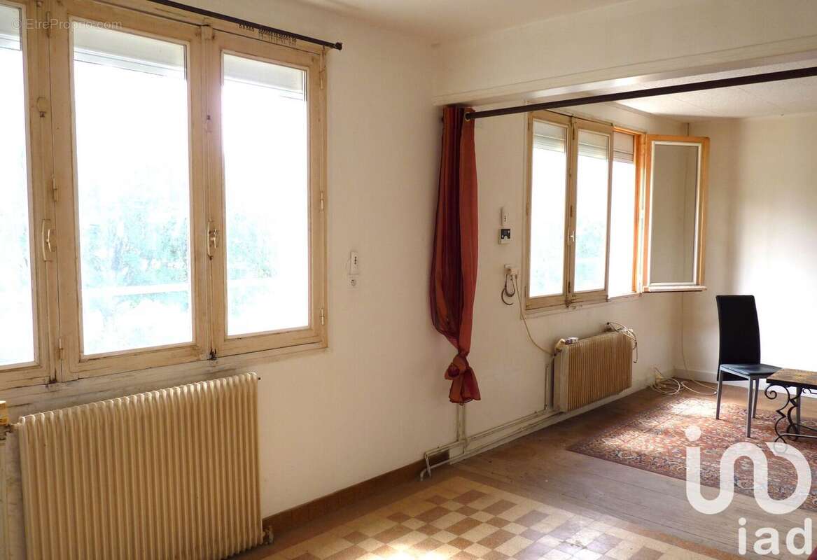 Photo 5 - Maison à CHARMONT