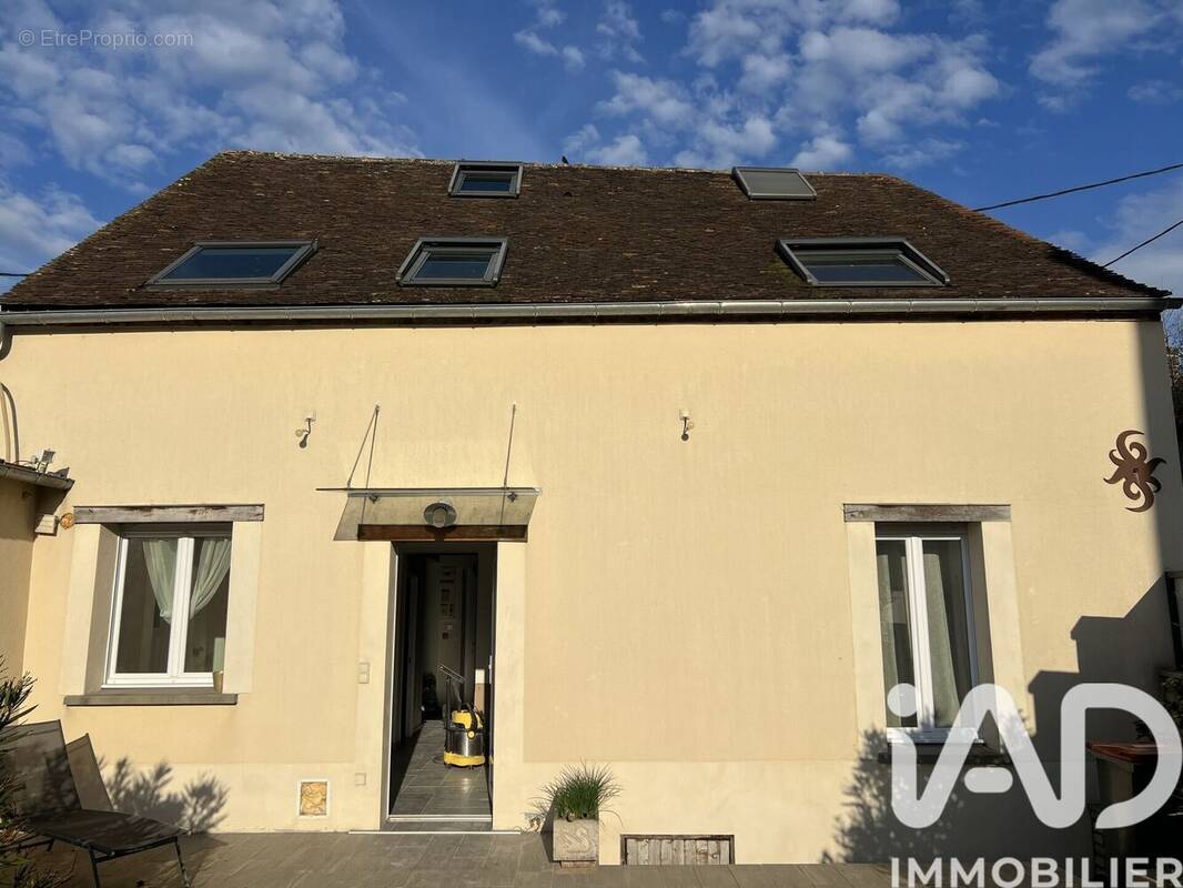 Photo 1 - Maison à COURTENAY