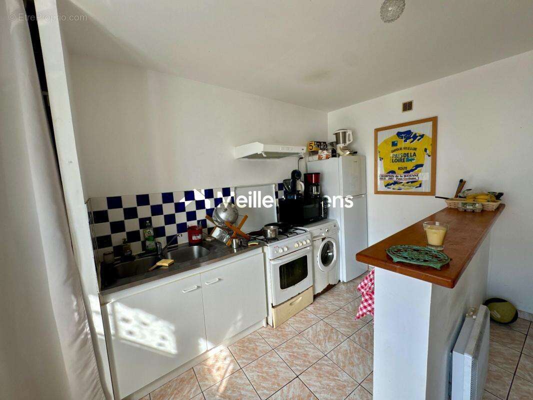 Maison à SAINT-GEORGES-BUTTAVENT