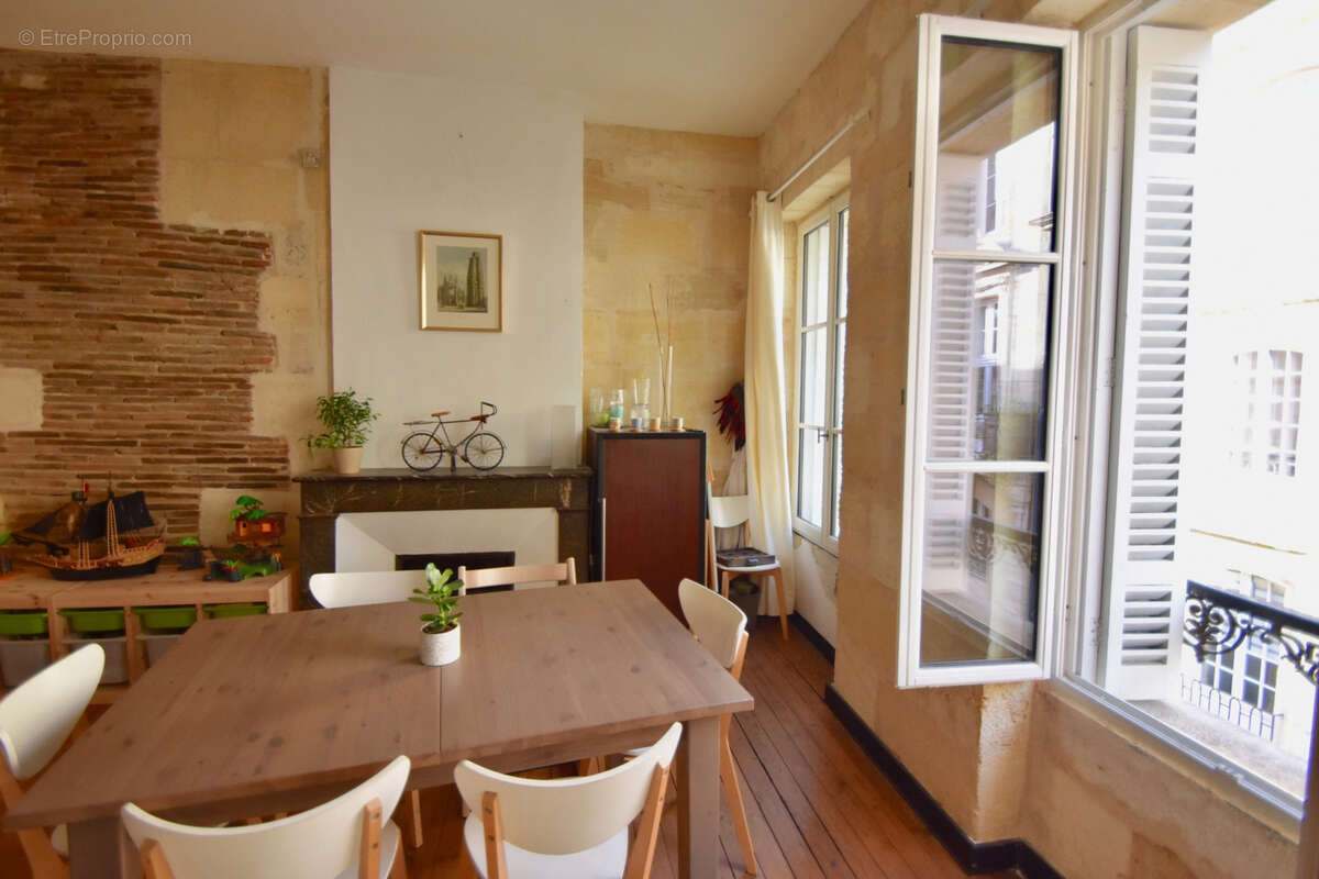 Bordeaux st michel - charmant t3  confortable et  dans une belle rue du quartier st michel - photo 8