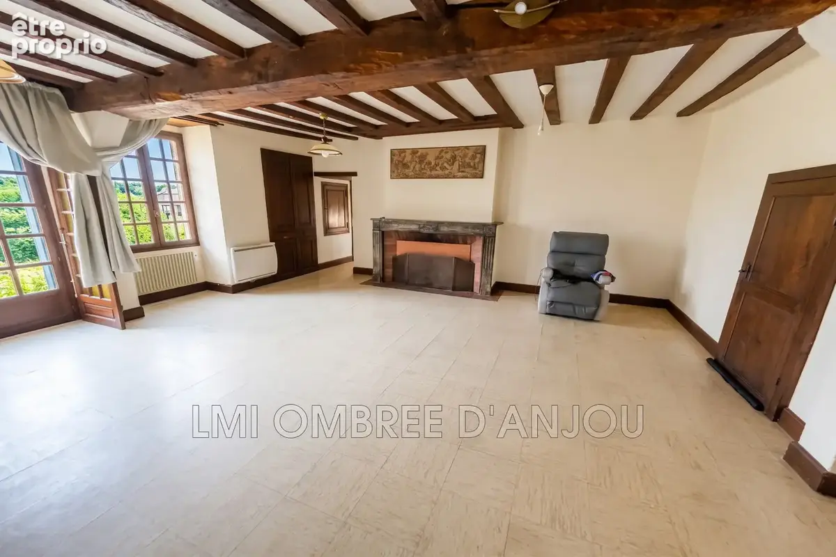 Maison 15 pièces 259 m² à vendre à Armaille (49420) - photo 2