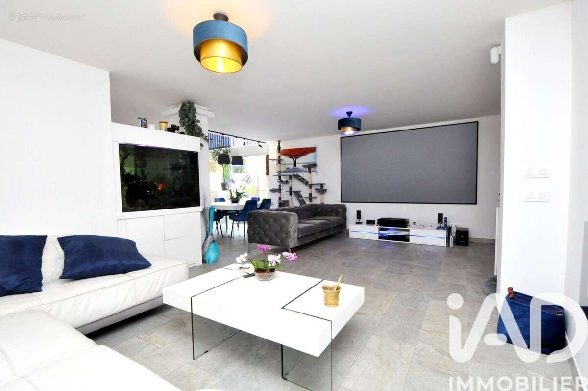 Photo 5 - Maison à SERMAISE