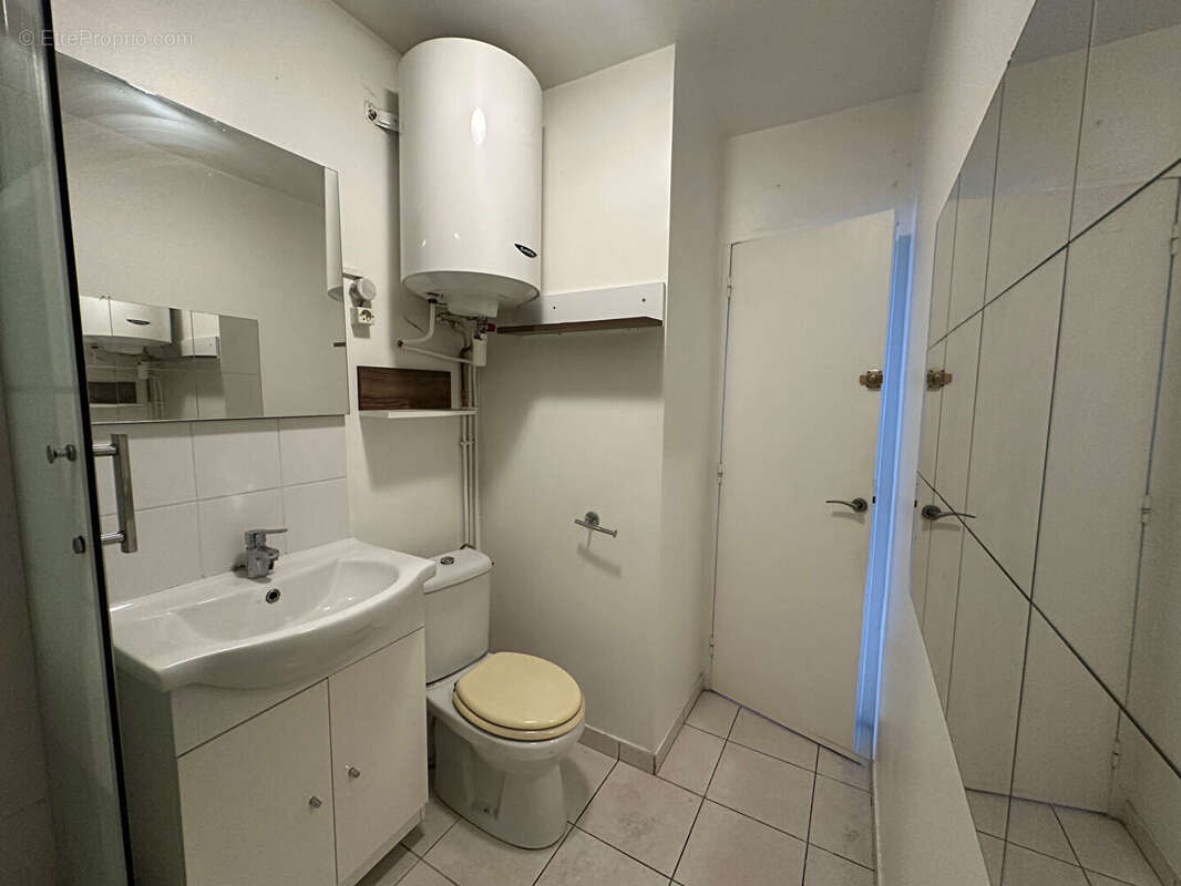 Appartement à PARIS-10E