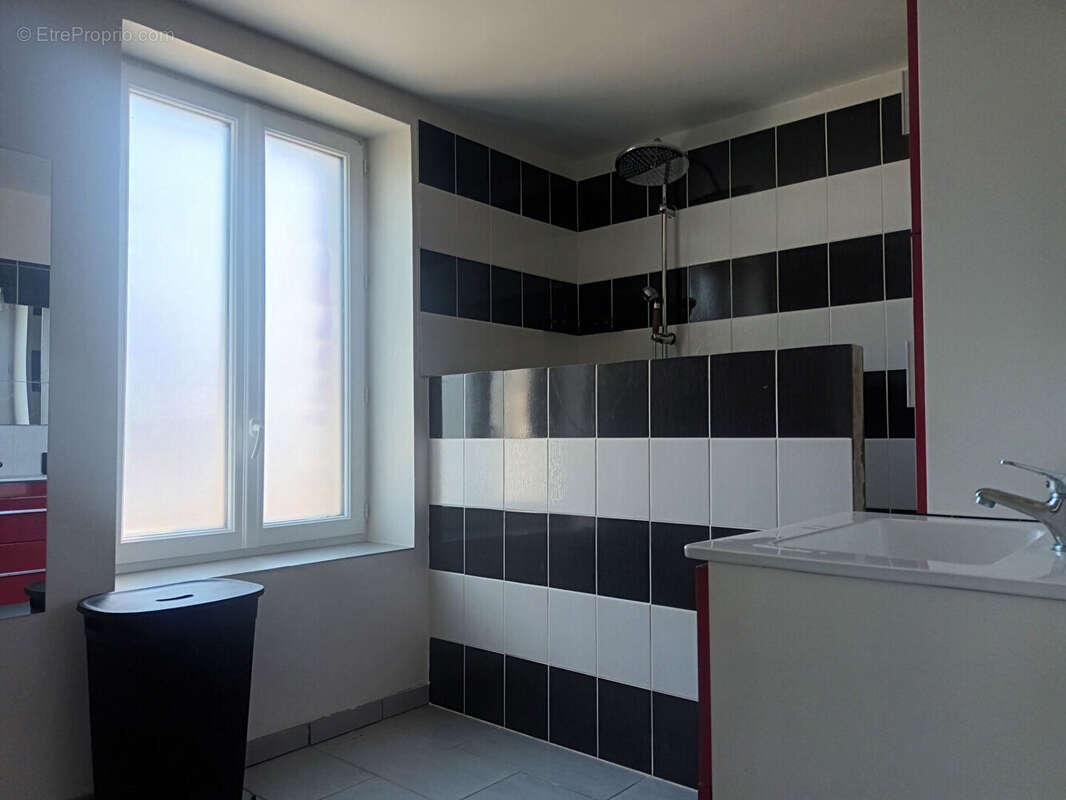 Maison à LE BENY-BOCAGE