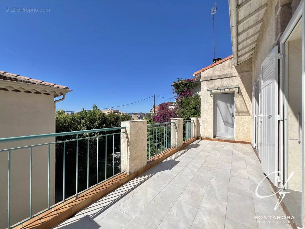 Maison à SAINT-RAPHAEL