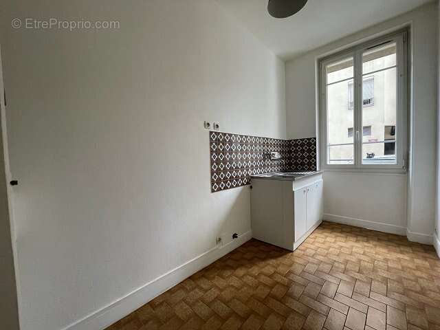 Appartement à MAISONS-ALFORT