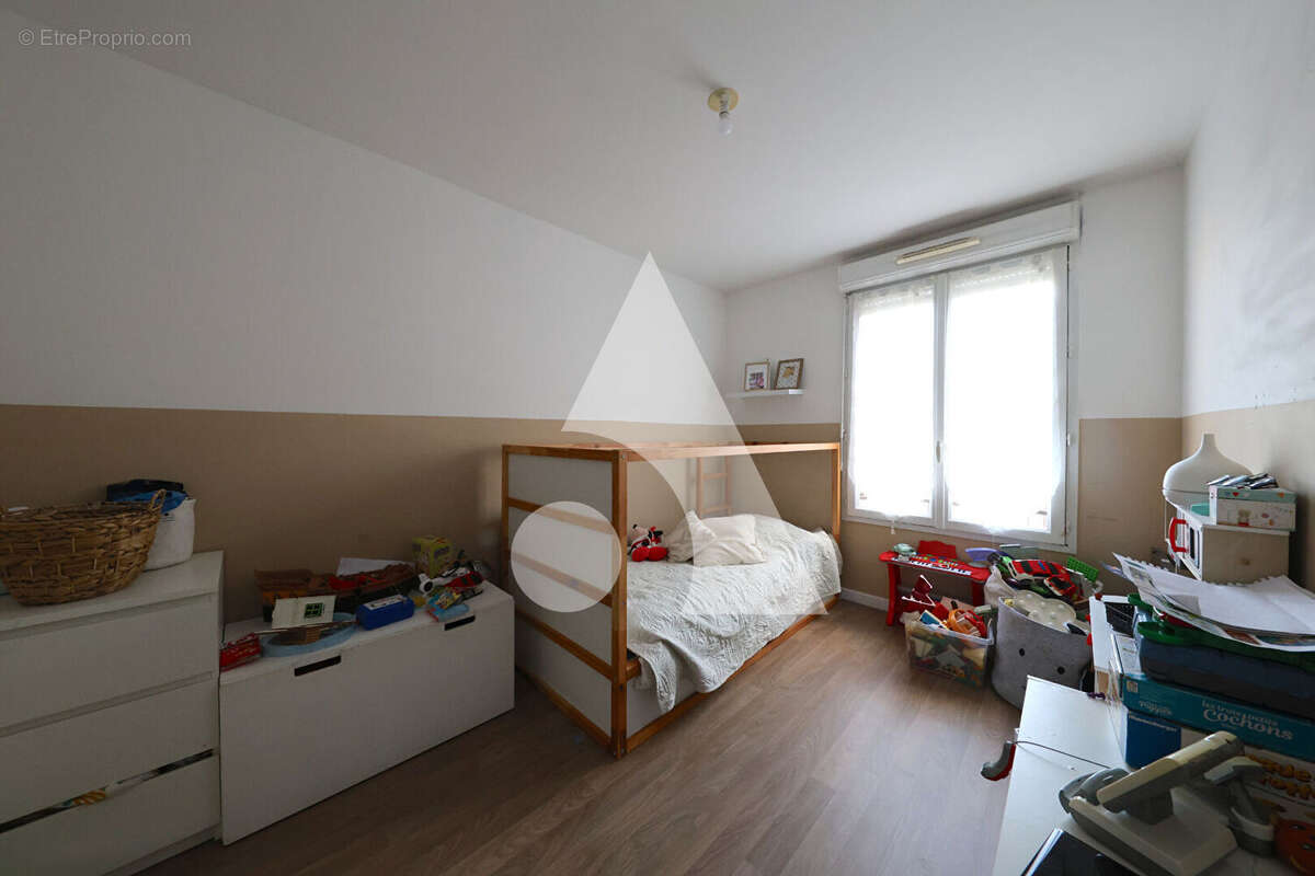 Appartement à CORBEIL-ESSONNES